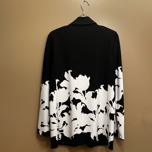 NWT Joseph Ribkoff Floral Blazer - Picture 6 of 6